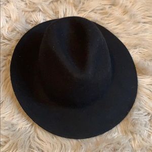 Flat brim fedora